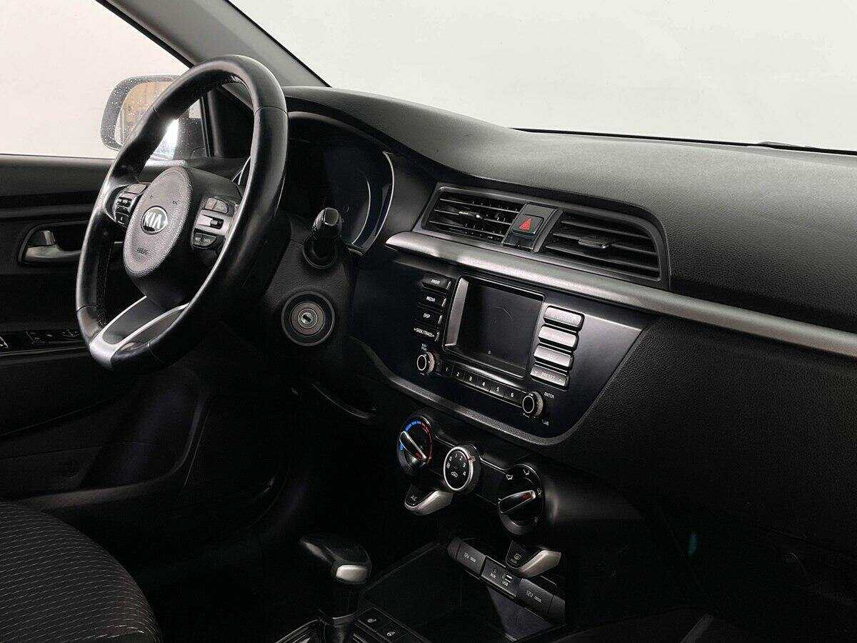 Купить Kia Rio, 2018, 112 290 км.. Фото: #8
