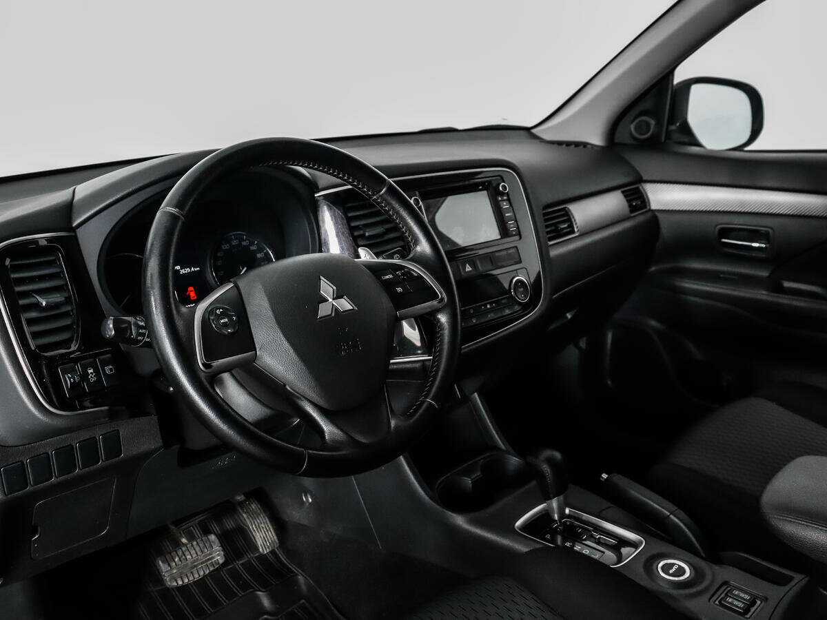 Купить Mitsubishi Outlander, 2014, 133 729 км.. Фото: #8