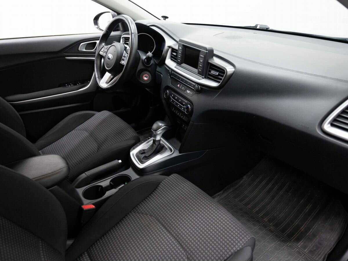 Купить Kia Ceed, 2018, 81 840 км.. Фото: #10