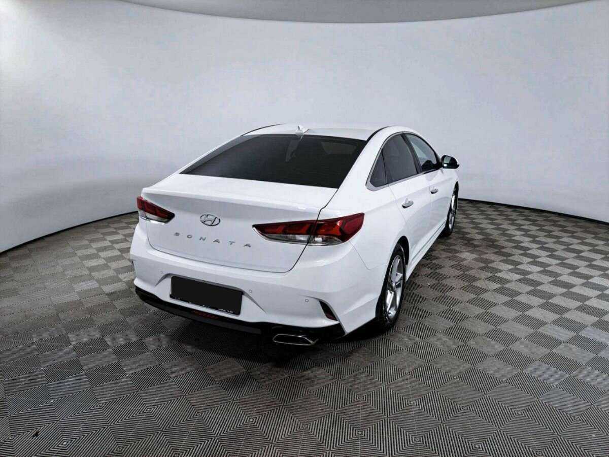 Купить Hyundai Sonata, 2018, 89 370 км.. Фото: #4