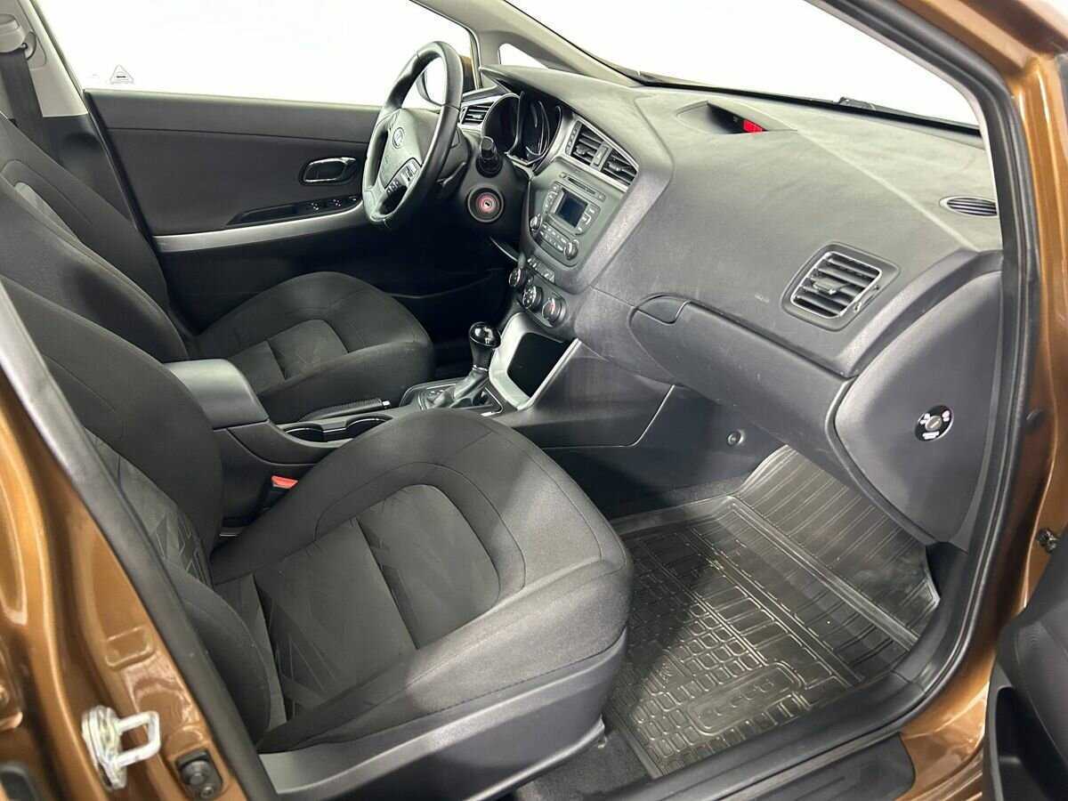 Купить Kia Ceed, 2016, 130 112 км.. Фото: #12