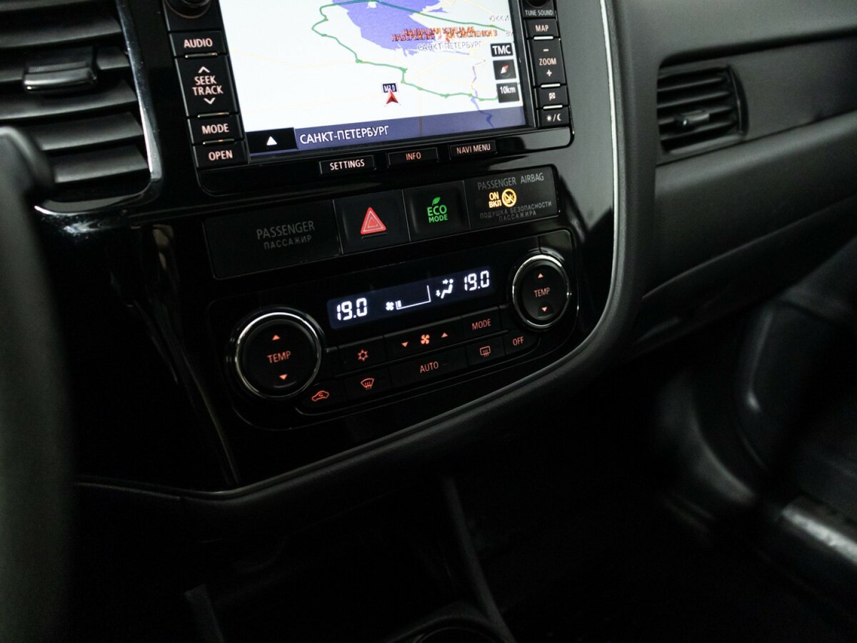 Купить Mitsubishi Outlander, 2014, 175 868 км.. Фото: #17