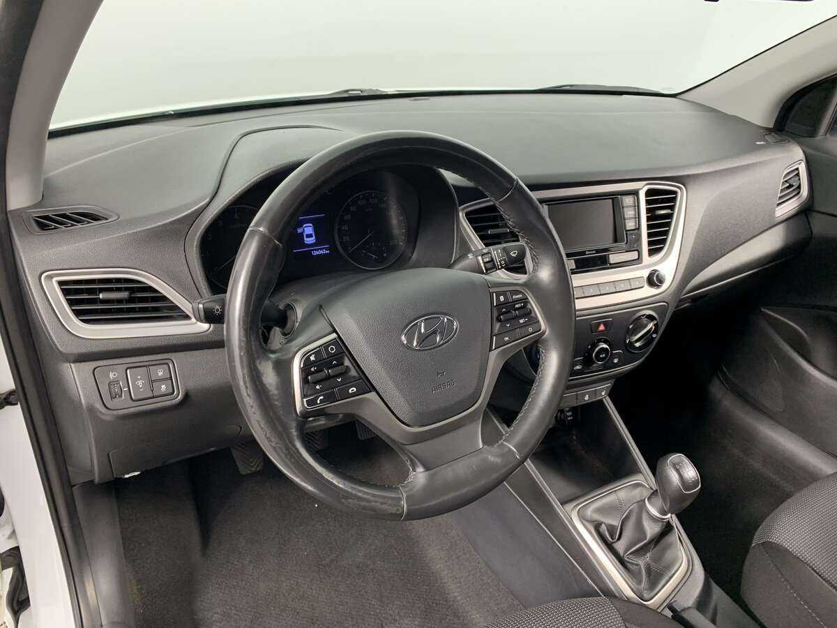 Купить Hyundai Solaris, 2019, 126 048 км.. Фото: #16