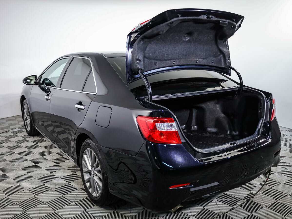 Купить Toyota Camry, 2013, 276 551 км.. Фото: #16