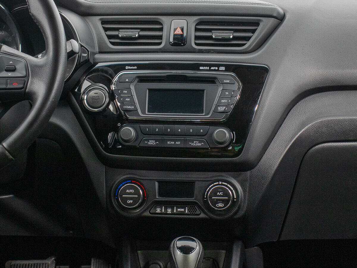 Купить Kia Rio, 2012, 178 689 км.. Фото: #13