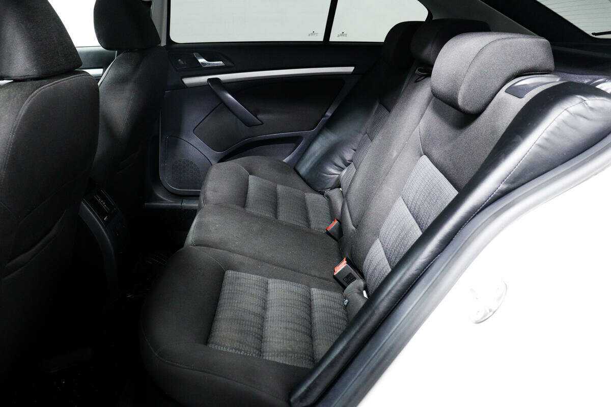 Купить Skoda Octavia, 2012, 222 474 км.. Фото: #10