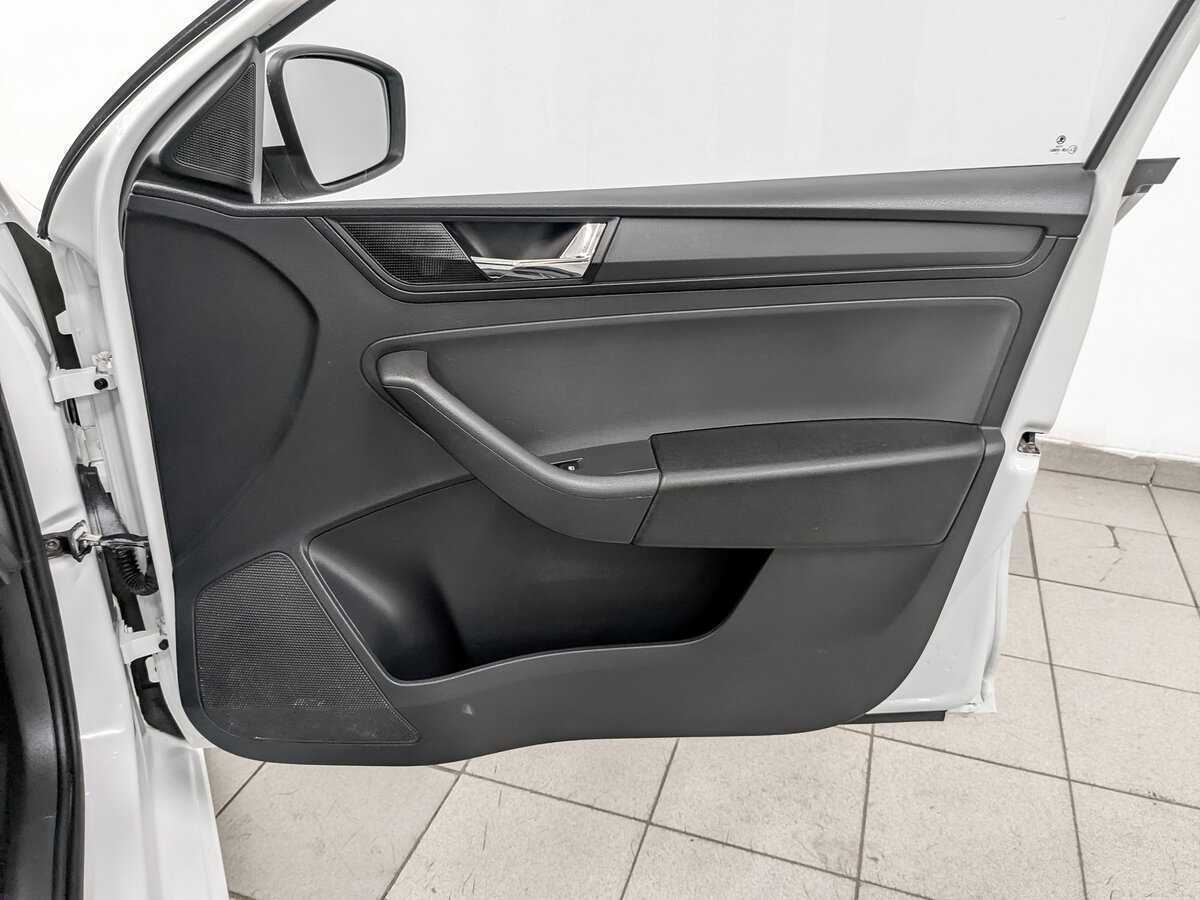 Купить Skoda Rapid, 2017, 163 844 км.. Фото: #23