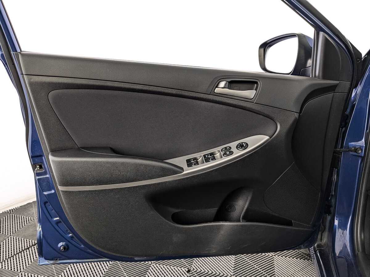 Купить Hyundai Solaris, 2015, 117 665 км.. Фото: #14