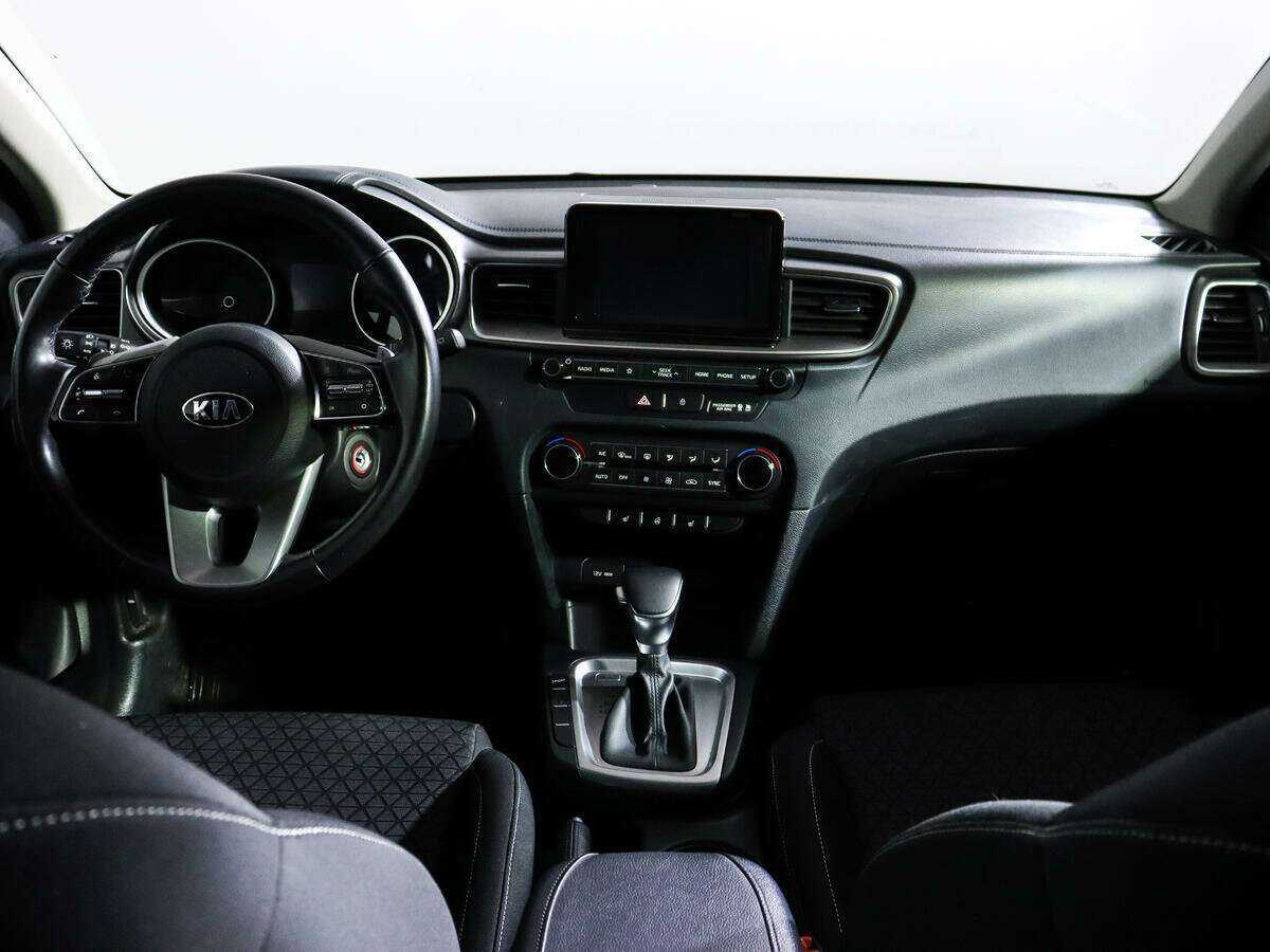 Купить Kia Ceed, 2018, 85 600 км.. Фото: #9