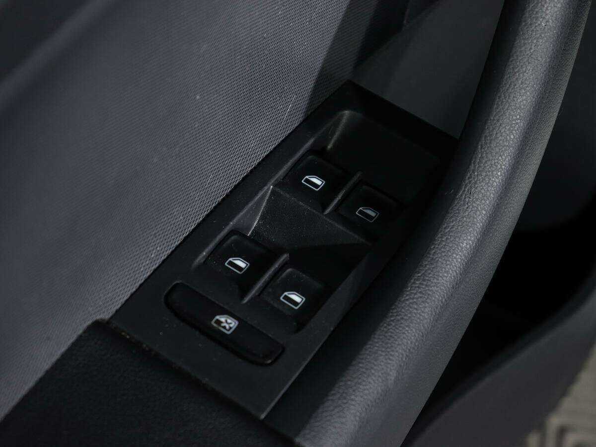 Купить Skoda Rapid, 2014, 124 321 км.. Фото: #14