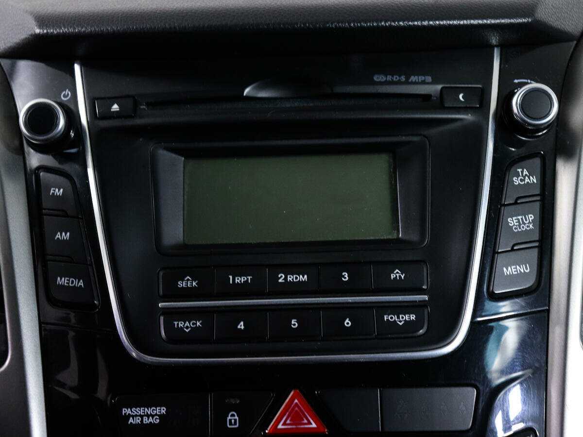 Купить Hyundai i30, 2013, 218 378 км.. Фото: #17