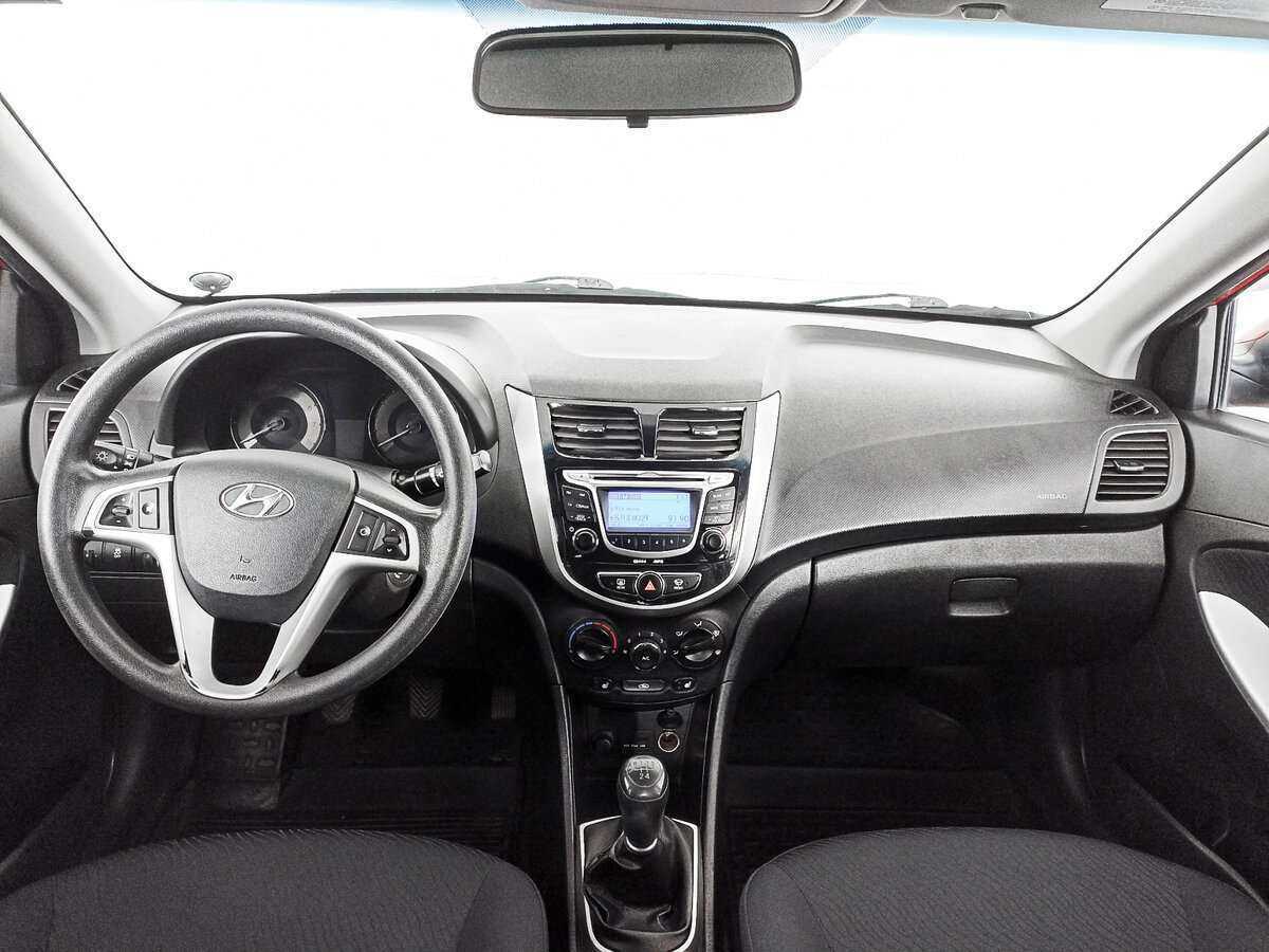 Купить Hyundai Solaris, 2012, 225 794 км.. Фото: #9