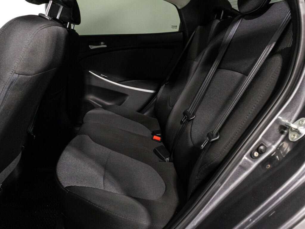 Купить Hyundai Solaris, 2013, 188 971 км.. Фото: #9