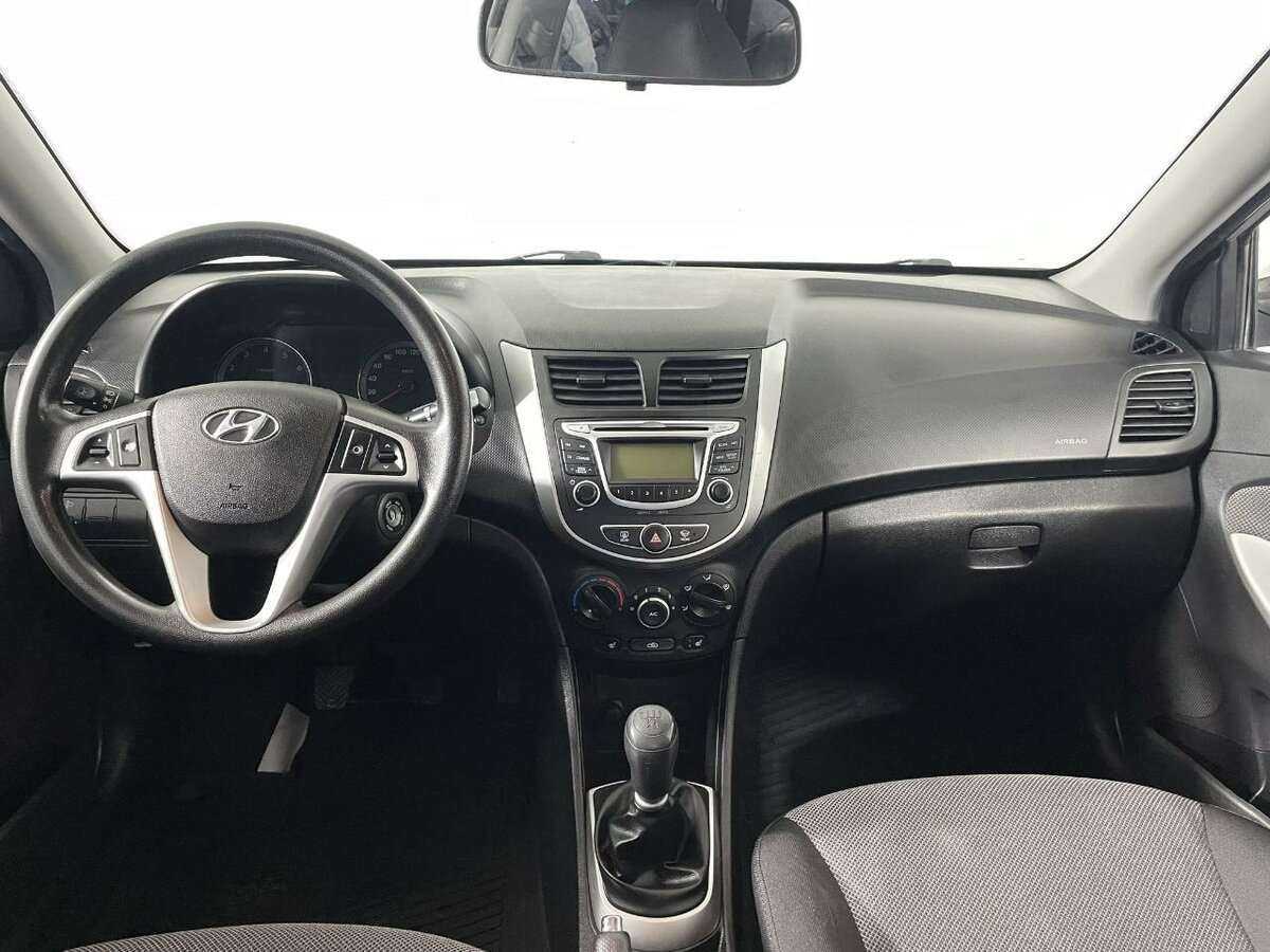 Купить Hyundai Solaris, 2014, 184 610 км.. Фото: #6