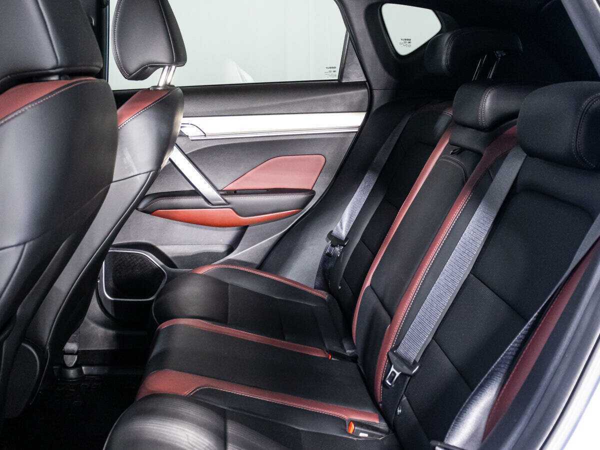 Купить Geely Coolray, 2022, 28 911 км.. Фото: #9