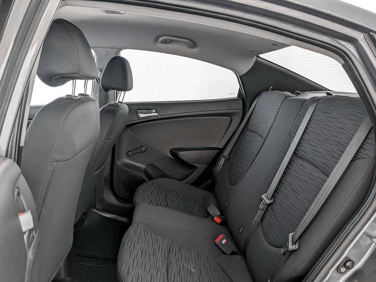 Купить Hyundai Solaris, 2014, 92 093 км.. Фото: #9