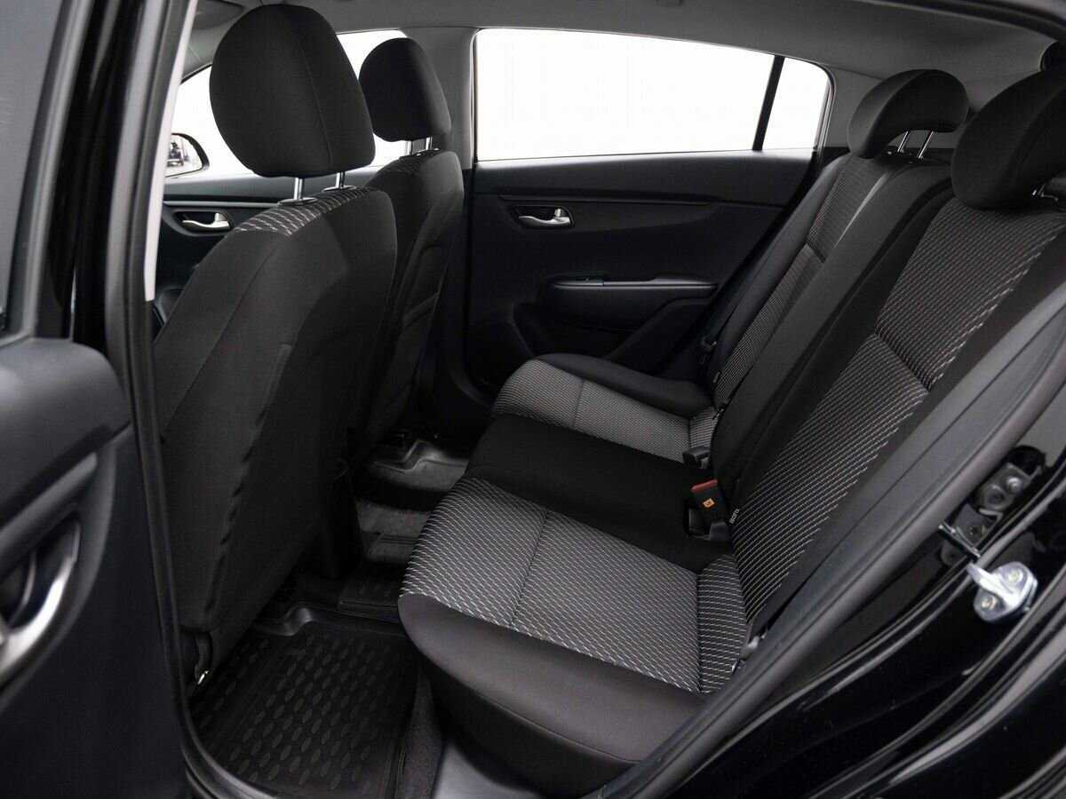 Купить Kia Rio, 2018, 141 525 км.. Фото: #8