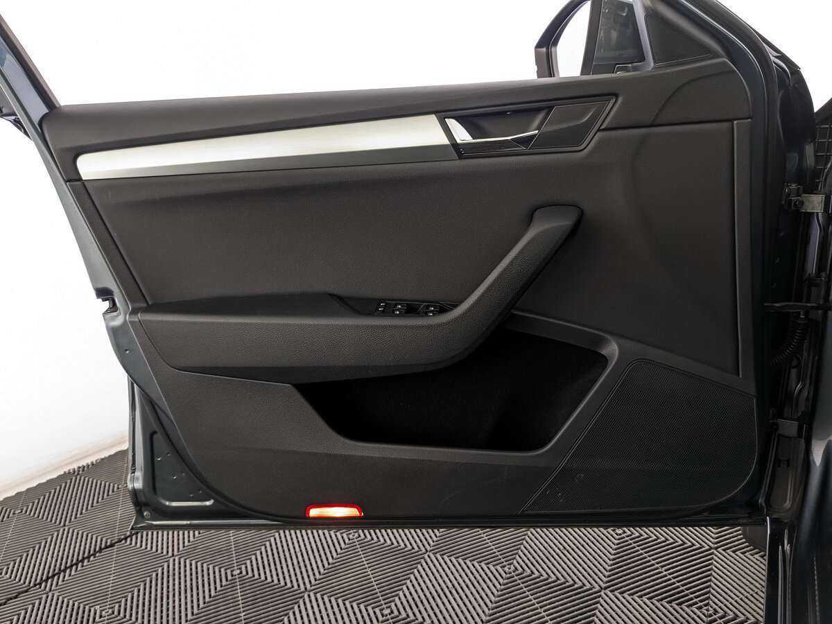 Купить Skoda Superb, 2019, 201 065 км.. Фото: #14