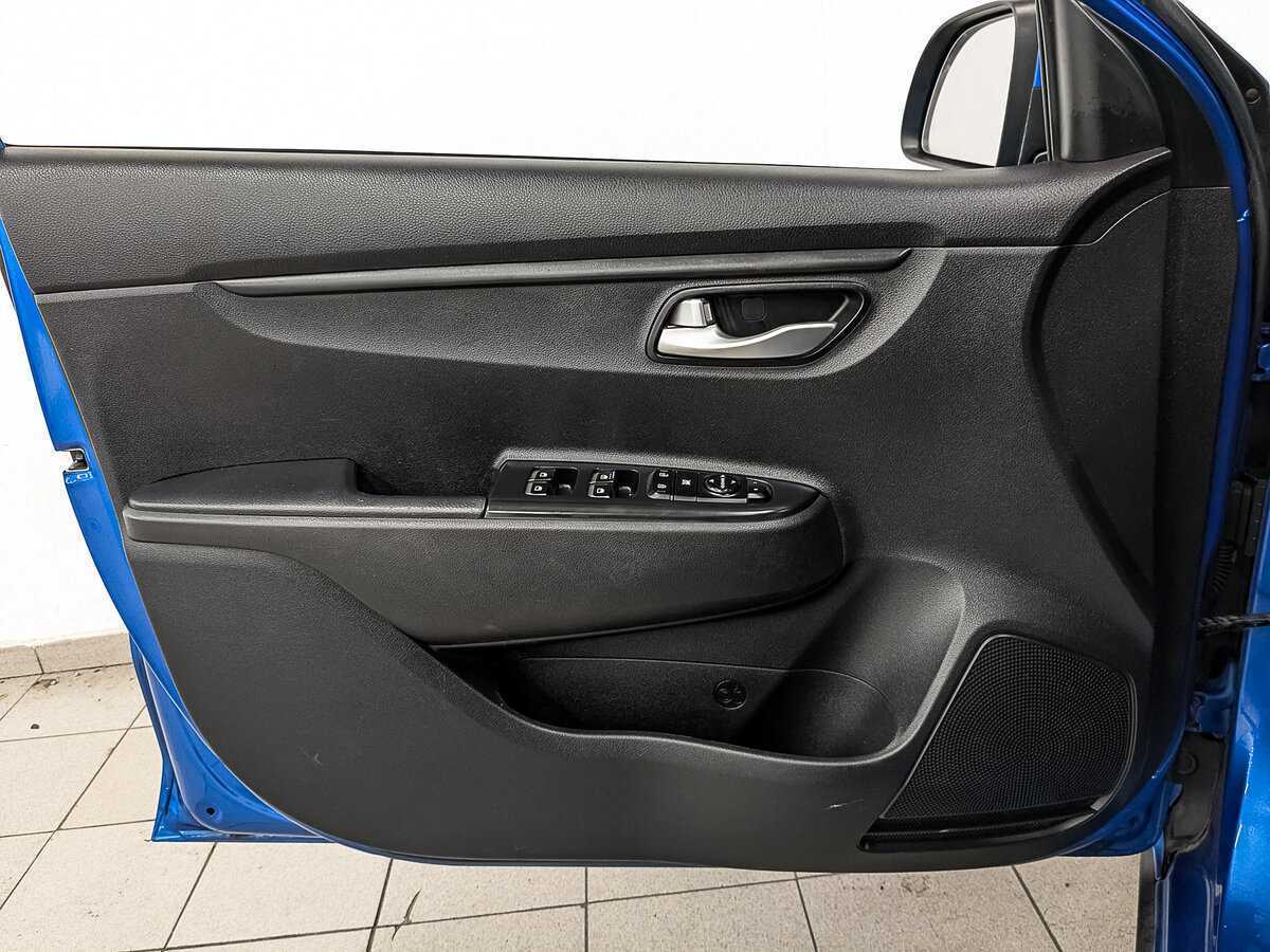 Купить Kia Rio, 2020, 186 725 км.. Фото: #17