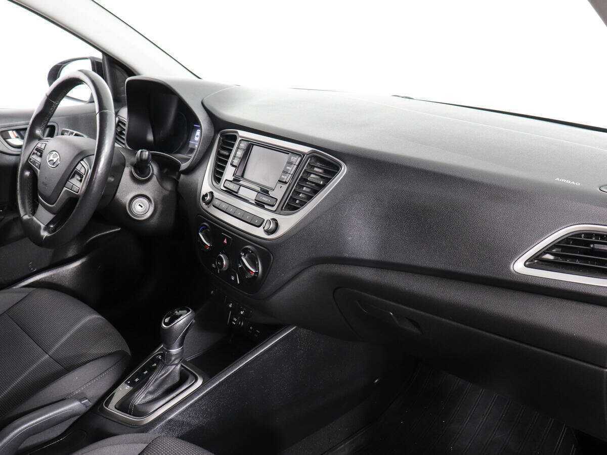 Купить Hyundai Solaris, 2018, 41 963 км.. Фото: #9