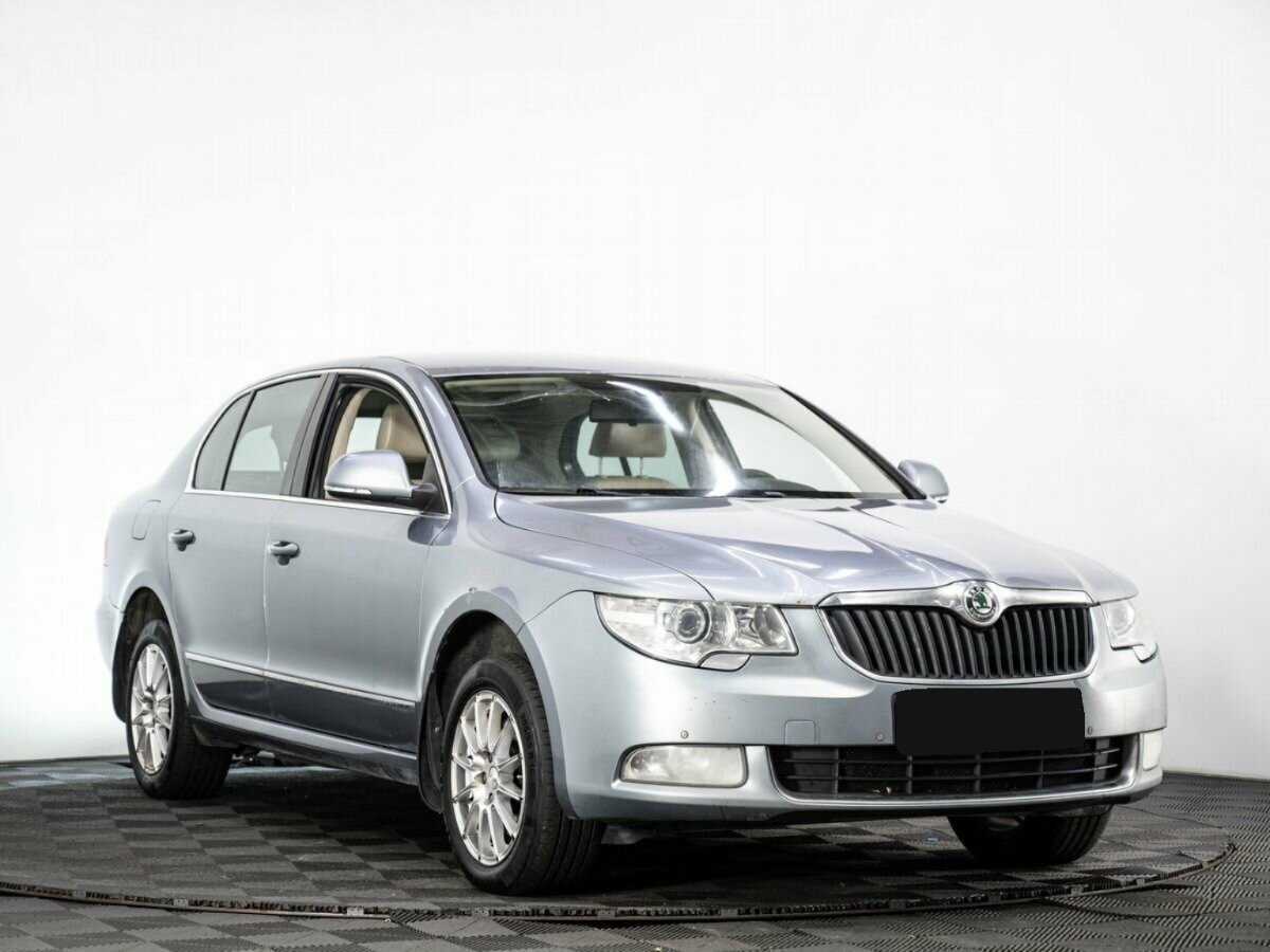 Купить Skoda Superb, 2012, 288 337 км.. Фото: #2