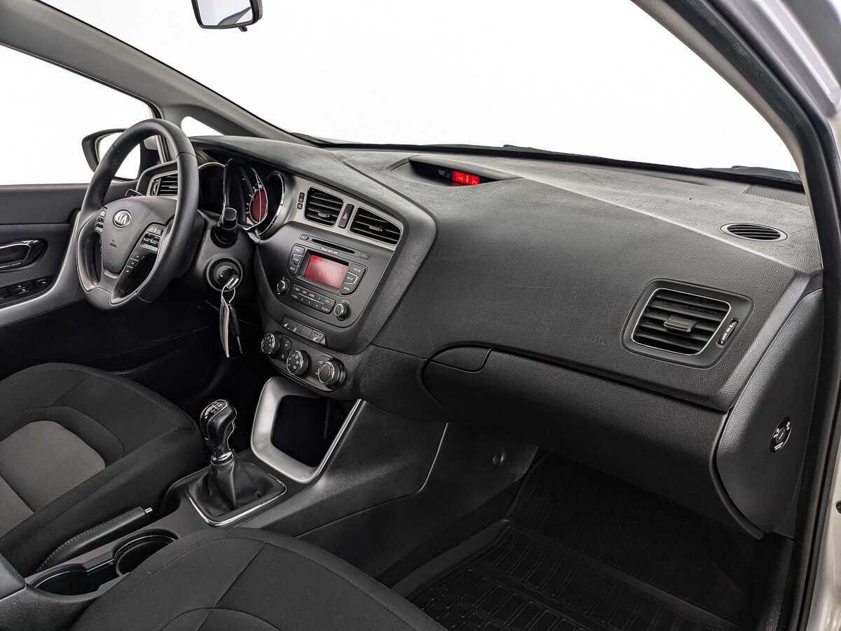 Купить Kia Ceed, 2015, 40 426 км.. Фото: #8