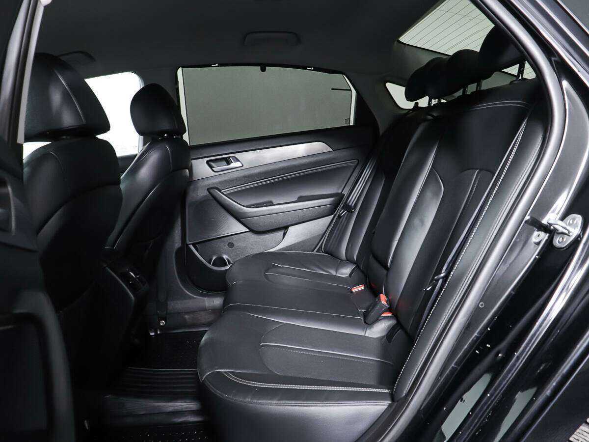 Купить Hyundai Sonata, 2017, 133 638 км.. Фото: #9