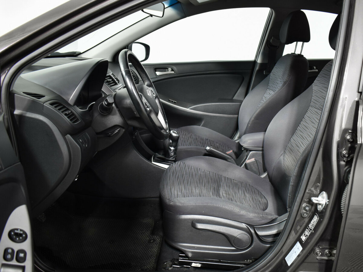 Купить Hyundai Solaris, 2016, 147 744 км.. Фото: #9