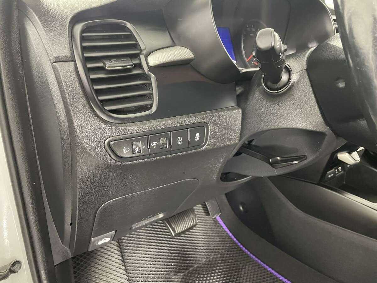 Купить Kia Rio, 2018, 65 741 км.. Фото: #8