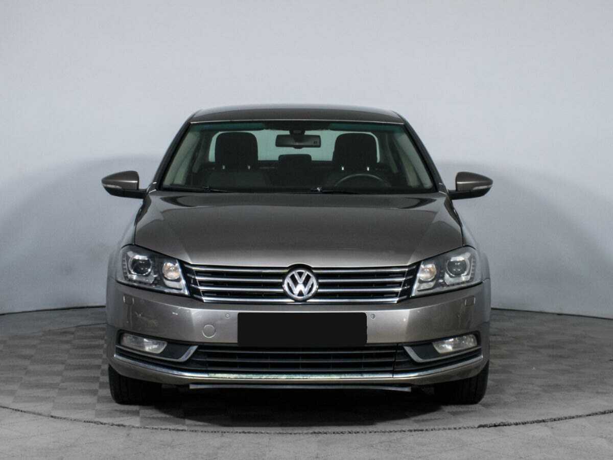 Купить Volkswagen Passat, 2012, 209 747 км.. Фото: #1