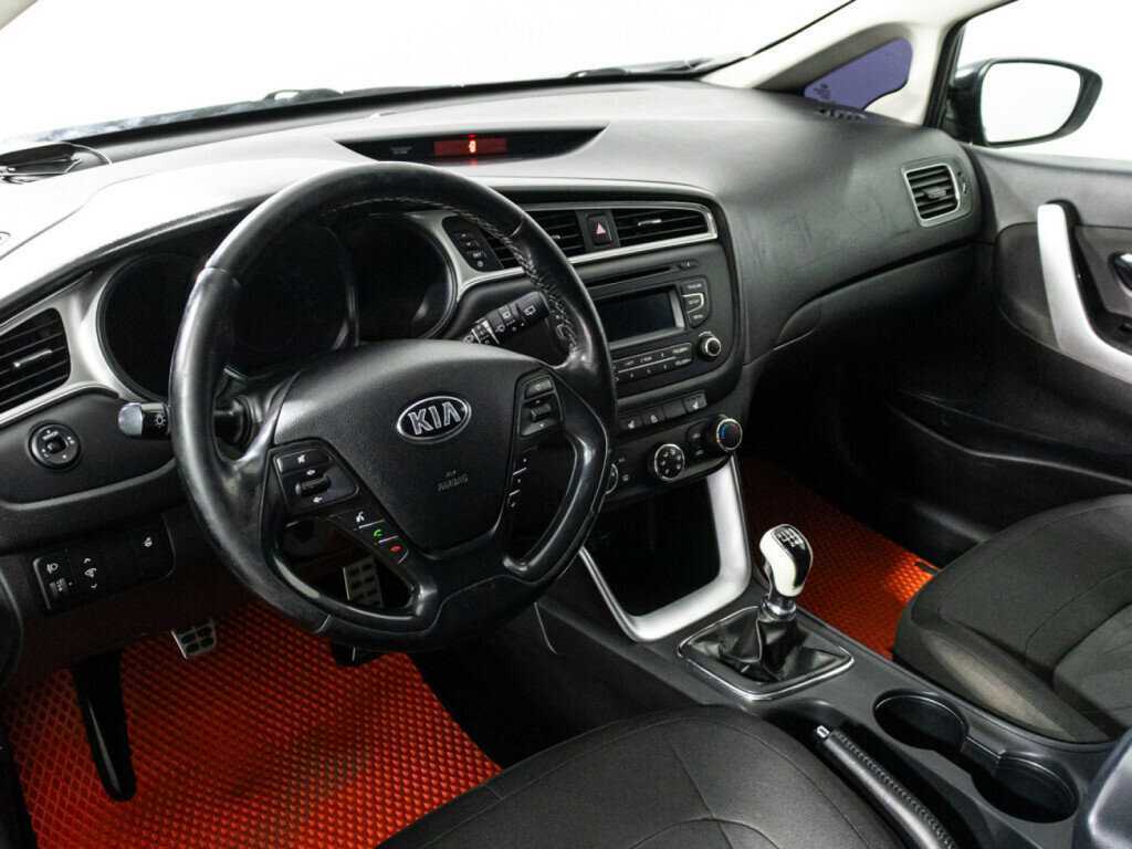 Купить Kia Ceed, 2015, 221 767 км.. Фото: #10