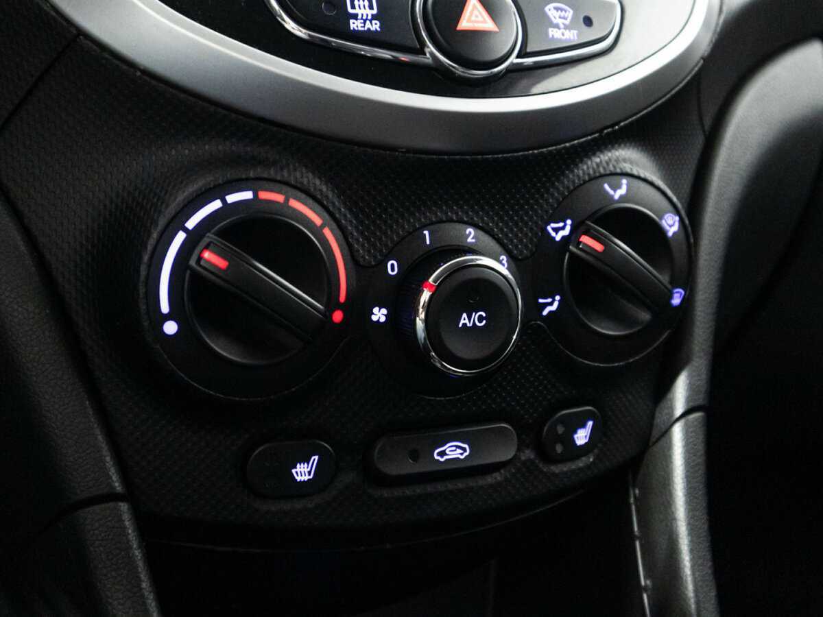 Купить Hyundai Solaris, 2013, 175 055 км.. Фото: #14