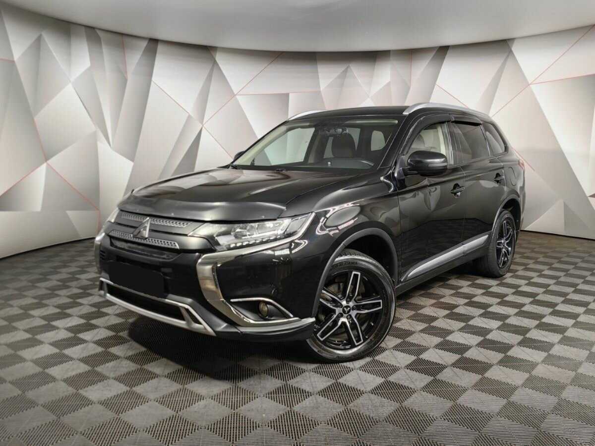 Купить Mitsubishi Outlander, 2019, 79 282 км.. Посмотреть фото