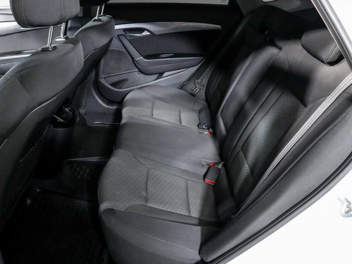 Купить Hyundai i40, 2016, 170 077 км.. Фото: #6