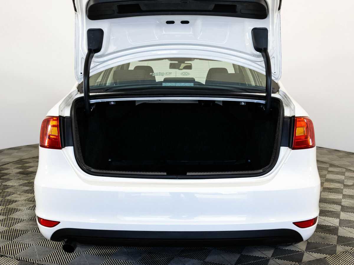 Купить Volkswagen Jetta, 2013, 108 694 км.. Фото: #14