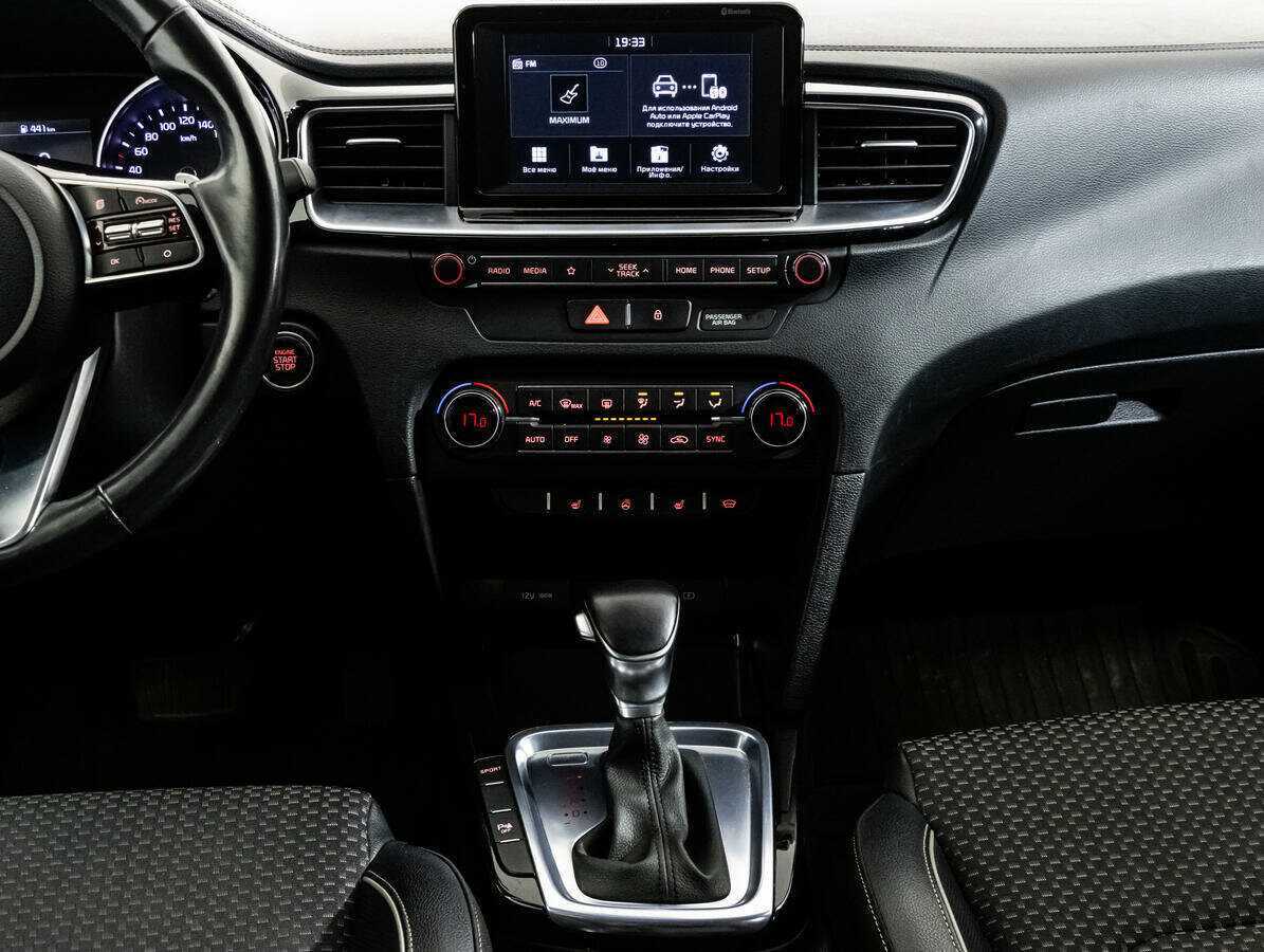 Купить Kia Ceed, 2019, 100 679 км.. Фото: #9