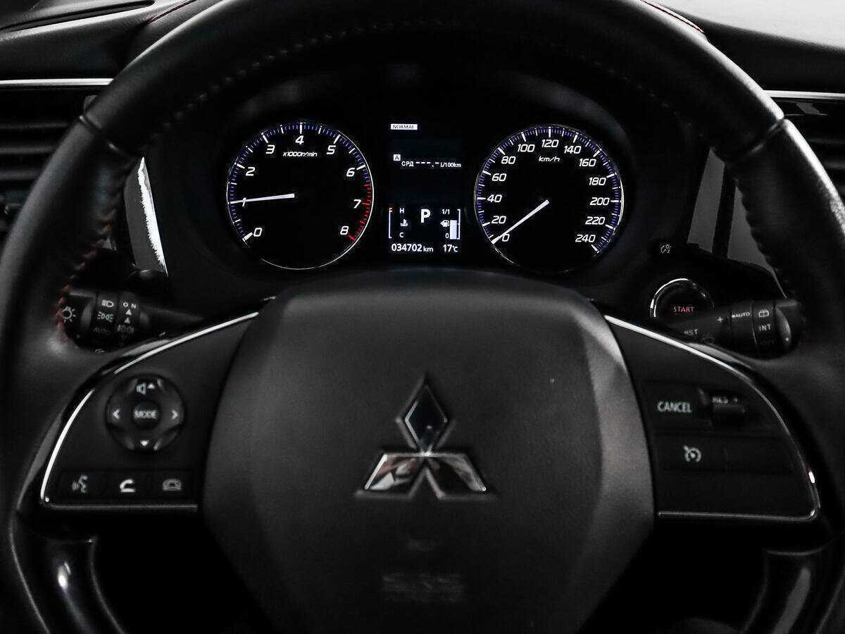 Купить Mitsubishi Outlander, 2021, 34 700 км.. Фото: #17
