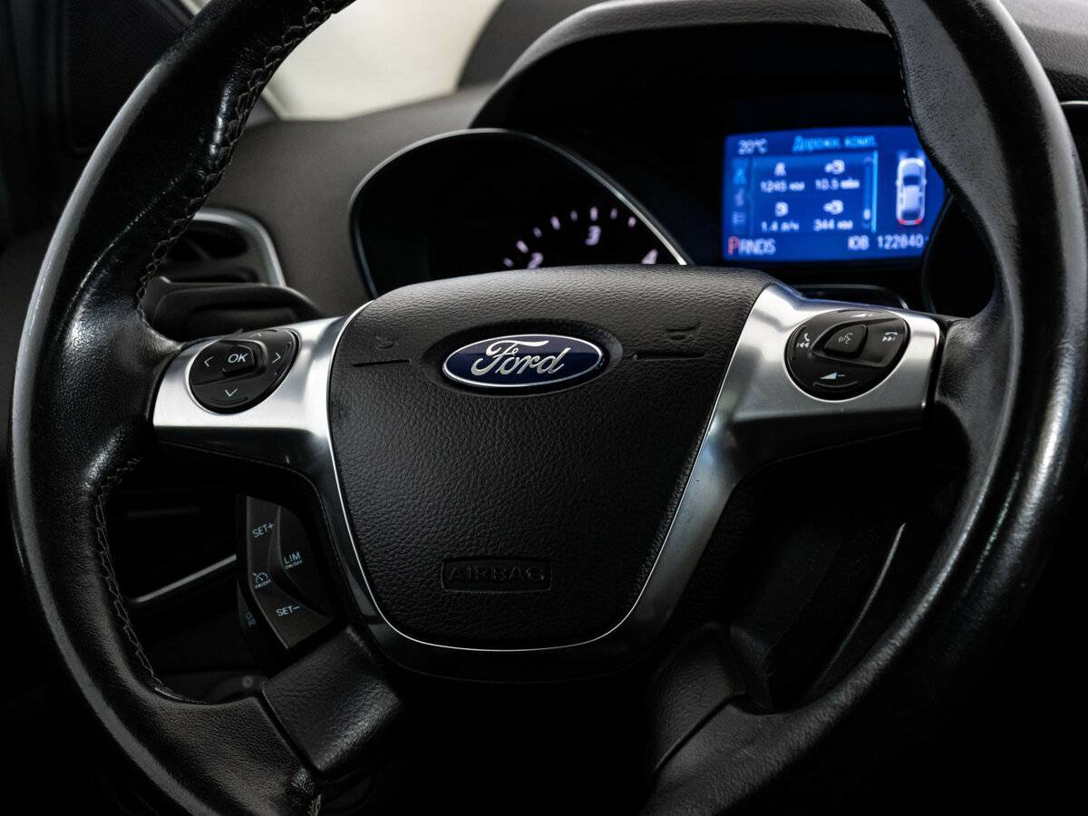 Купить Ford Kuga, 2013, 122 838 км.. Фото: #9