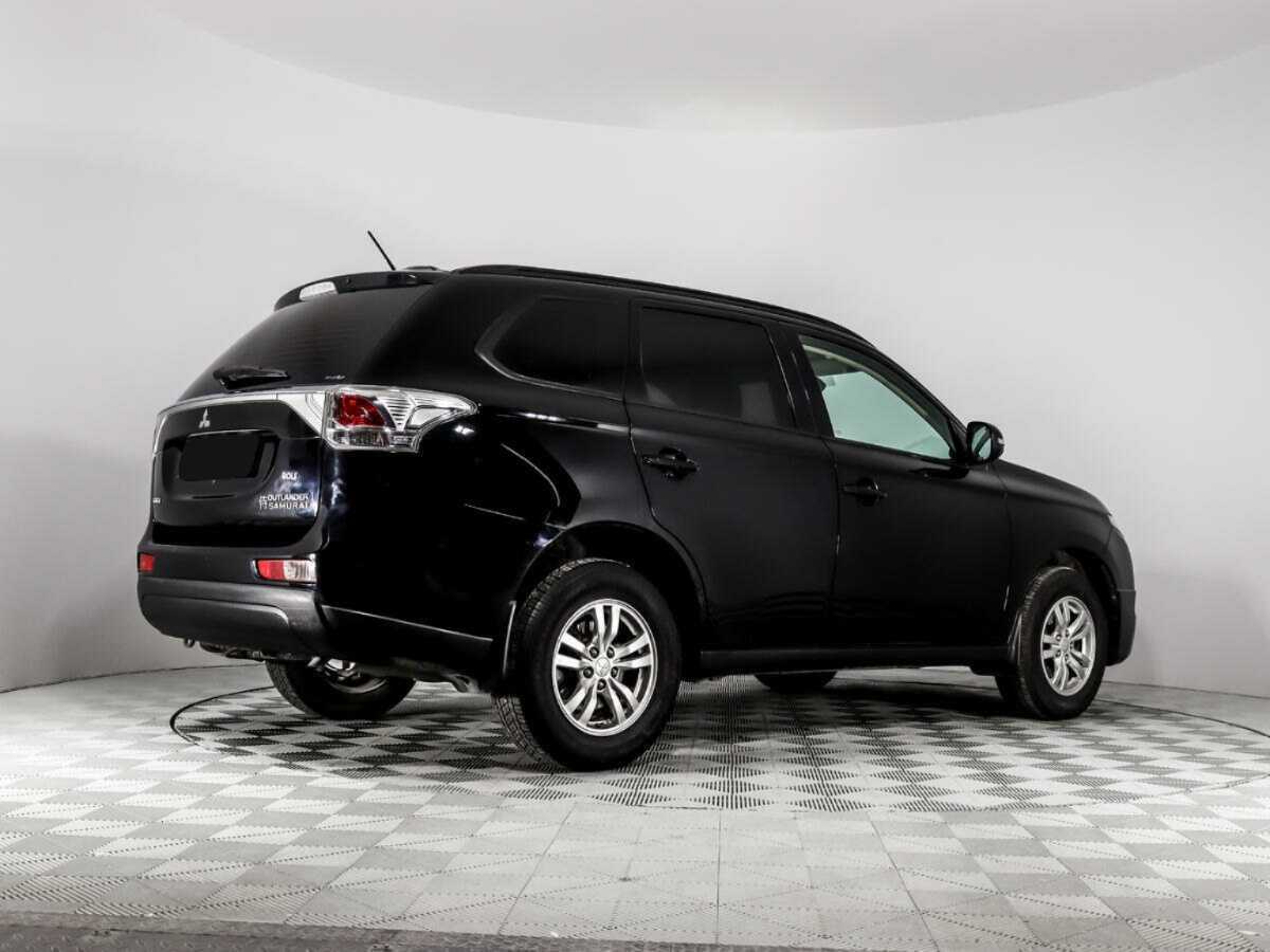 Купить Mitsubishi Outlander, 2014, 133 729 км.. Фото: #4