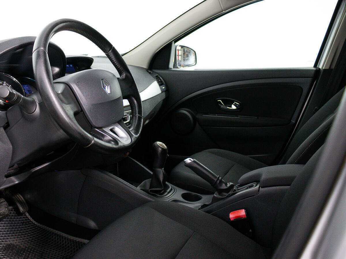 Купить Renault Megane, 2012, 185 470 км.. Фото: #9