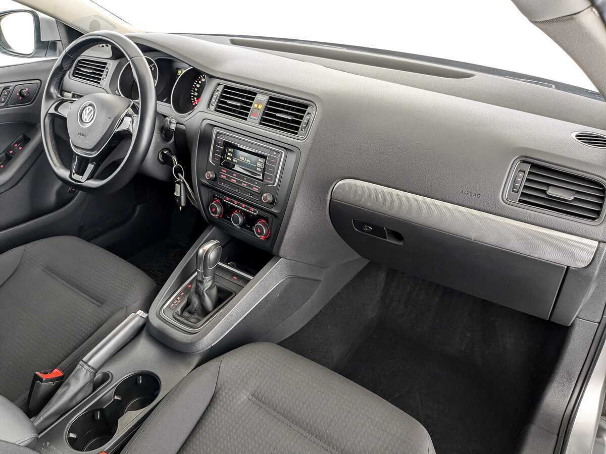 Купить Volkswagen Jetta, 2016, 91 135 км.. Фото: #10
