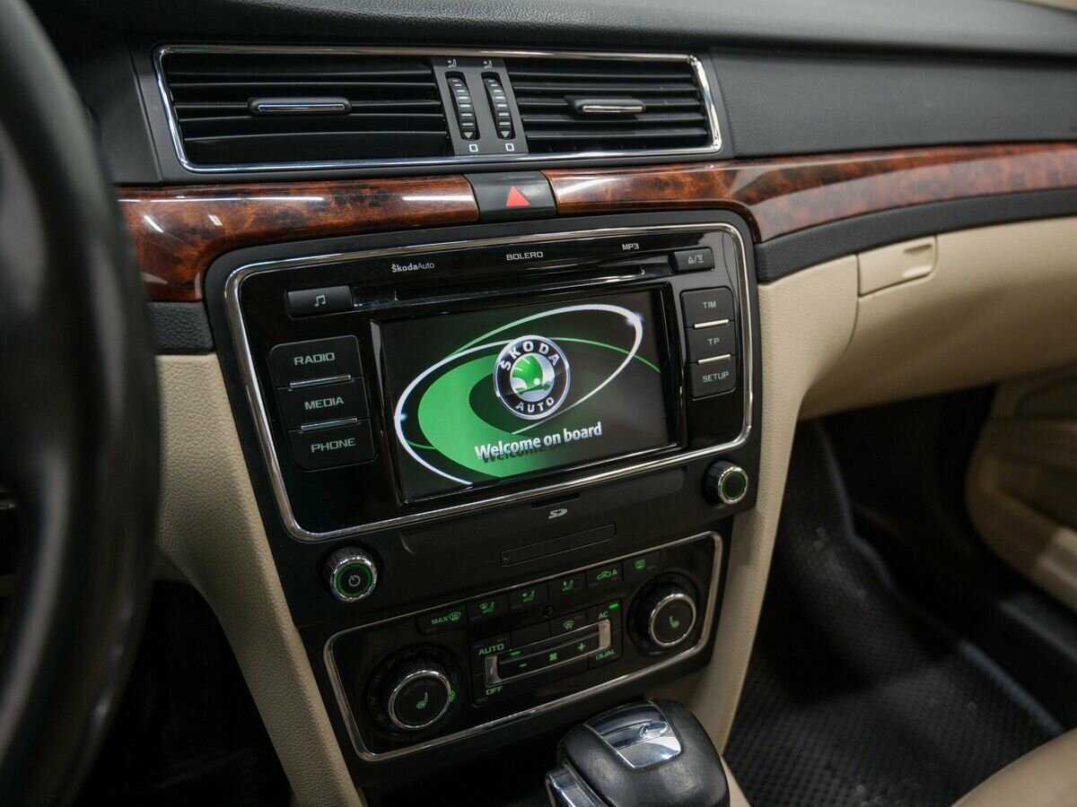 Купить Skoda Superb, 2012, 288 337 км.. Фото: #19