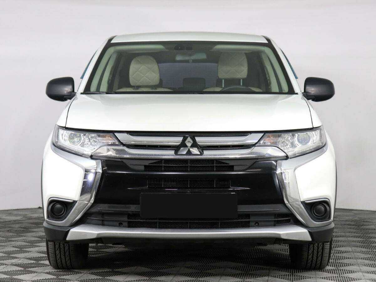 Купить Mitsubishi Outlander, 2017, 188 006 км.. Фото: #1