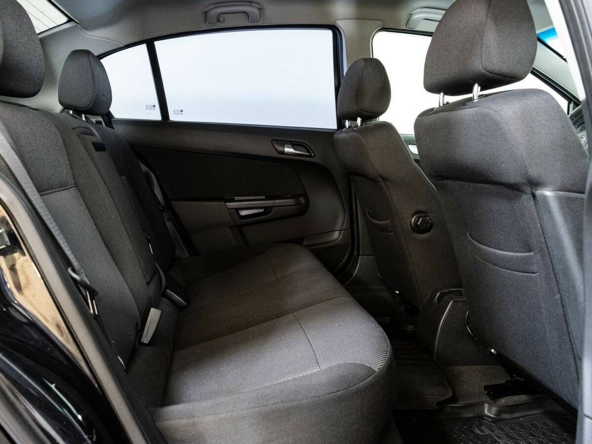 Купить Opel Astra, 2014, 181 102 км.. Фото: #13