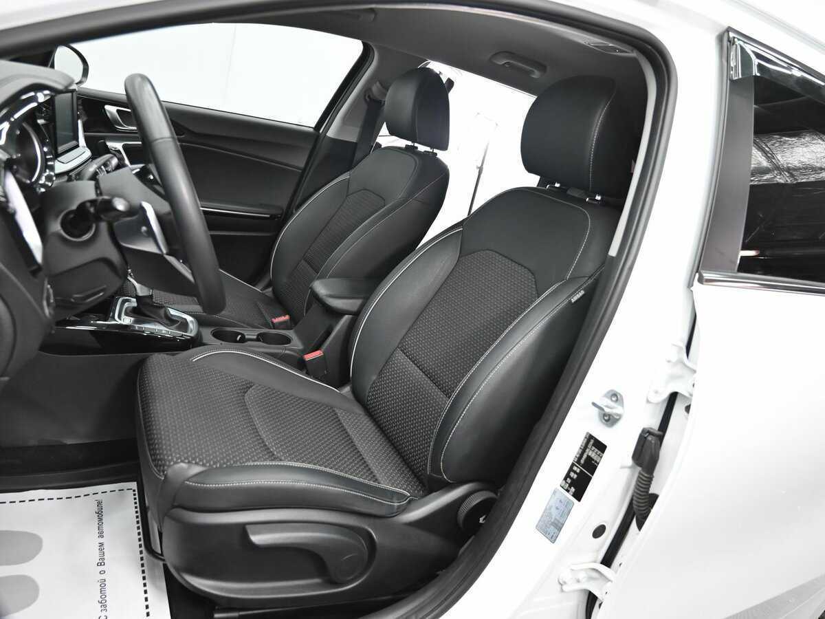 Купить Kia Ceed, 2019, 122 000 км.. Фото: #6