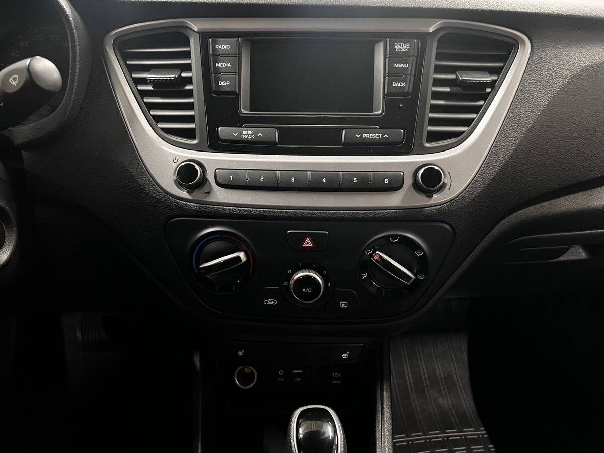 Купить Hyundai Solaris, 2017, 88 195 км.. Фото: #12