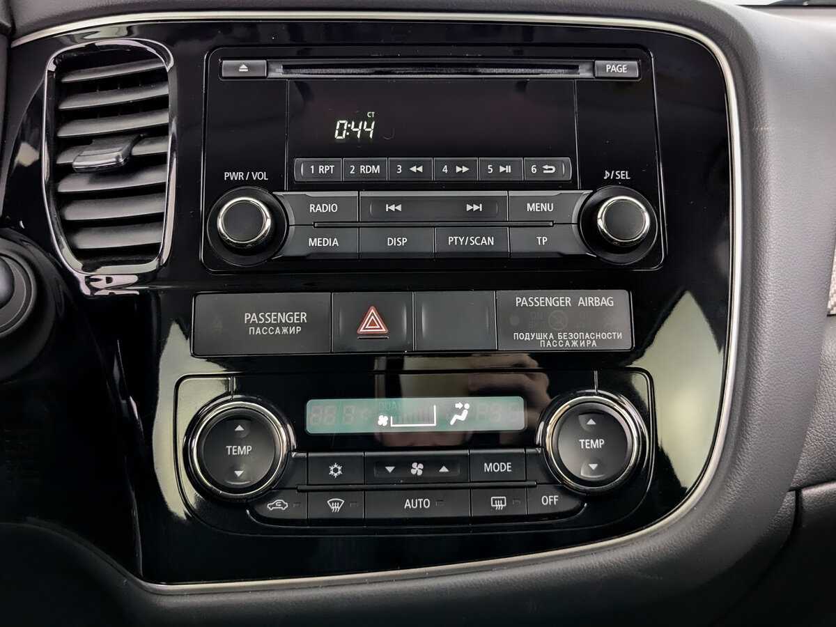 Купить Mitsubishi Outlander, 2014, 129 909 км.. Фото: #12