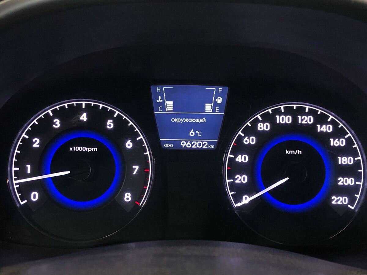 Купить Hyundai Solaris, 2014, 96 200 км.. Фото: #11