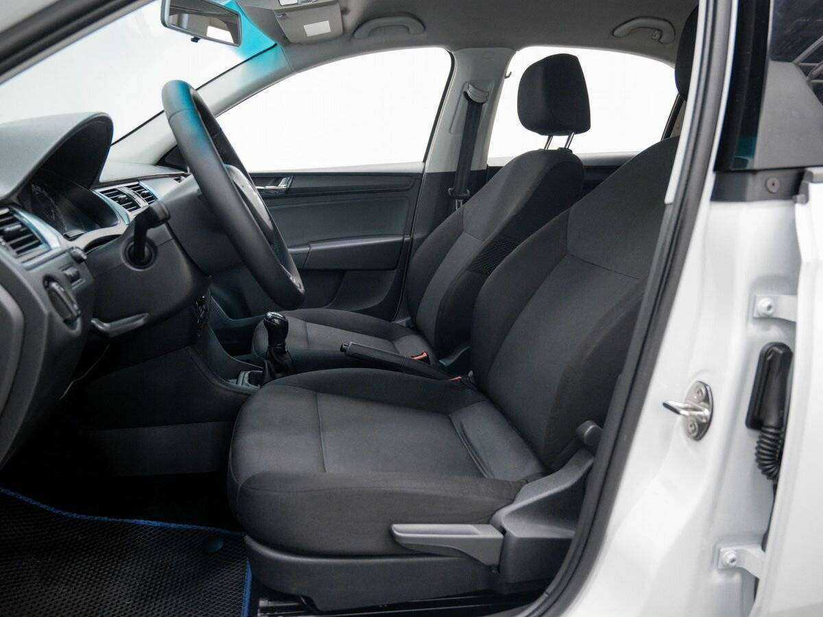 Купить Skoda Rapid, 2017, 157 992 км.. Фото: #17