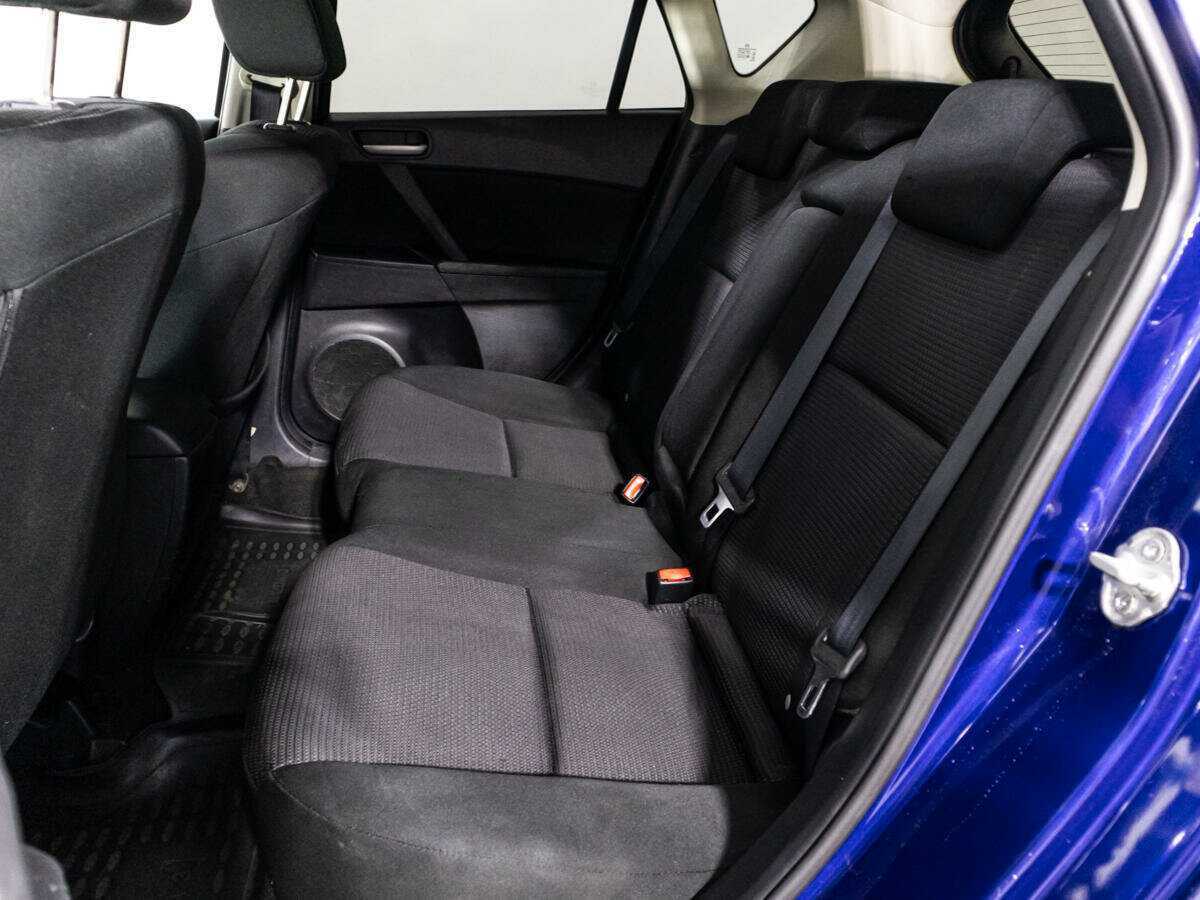 Купить Mazda 3, 2012, 172 253 км.. Фото: #9